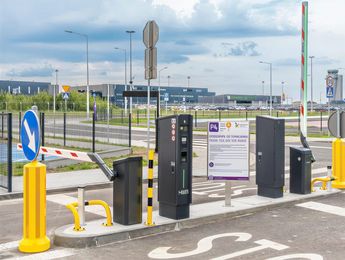 Główne zdjęcie parkingu Oficjalny Parking P4 - lotnisko Katowice-Pyrzowice (KTW) Oficjalny Parking P4 - lotnisko Katowice-Pyrzowice (KTW) - główne zdjęcie parkingu