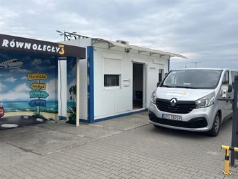 Główne zdjęcie parkingu Równoległy 3 - lotnisko Katowice-Pyrzowice (KTW) Równoległy 3 - lotnisko Katowice-Pyrzowice (KTW) - główne zdjęcie parkingu